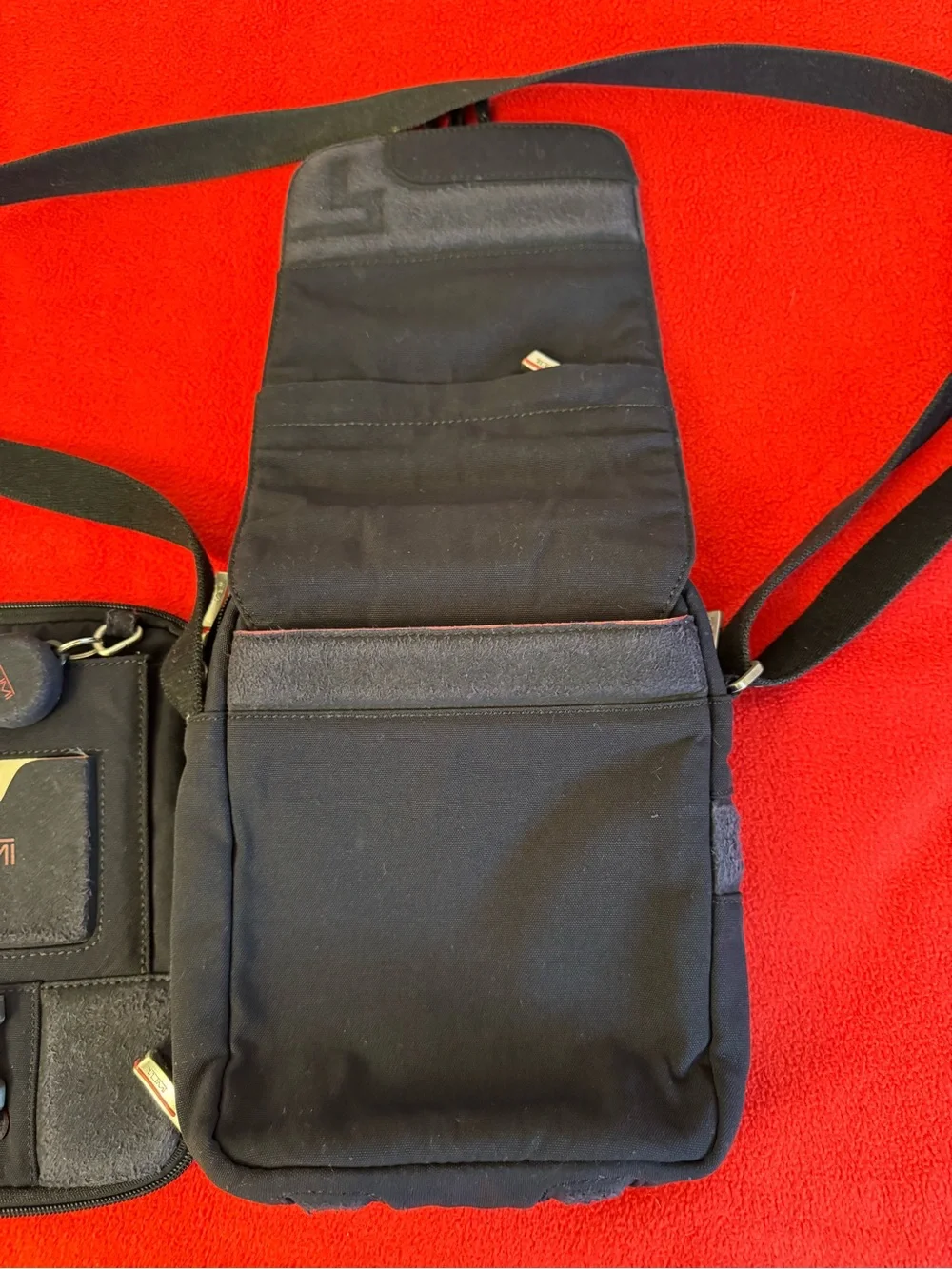 VTG TUMI black Nylon Crossbody Multi Pocket Travel Passport Messenger Bag